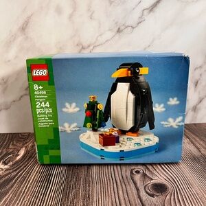 LEGO Festive Christmas Penguin